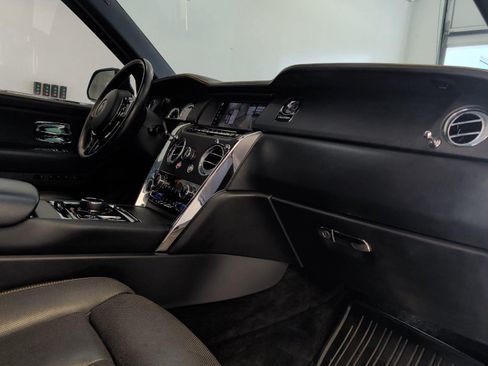 Used 2021 Rolls-Royce Cullinan AWD/4WD image 40