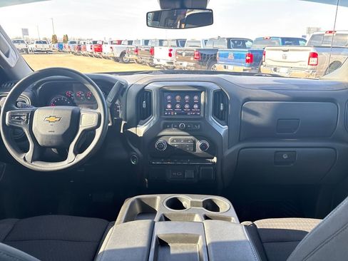 Used 2022 Chevrolet Silverado 1500 Custom image 19