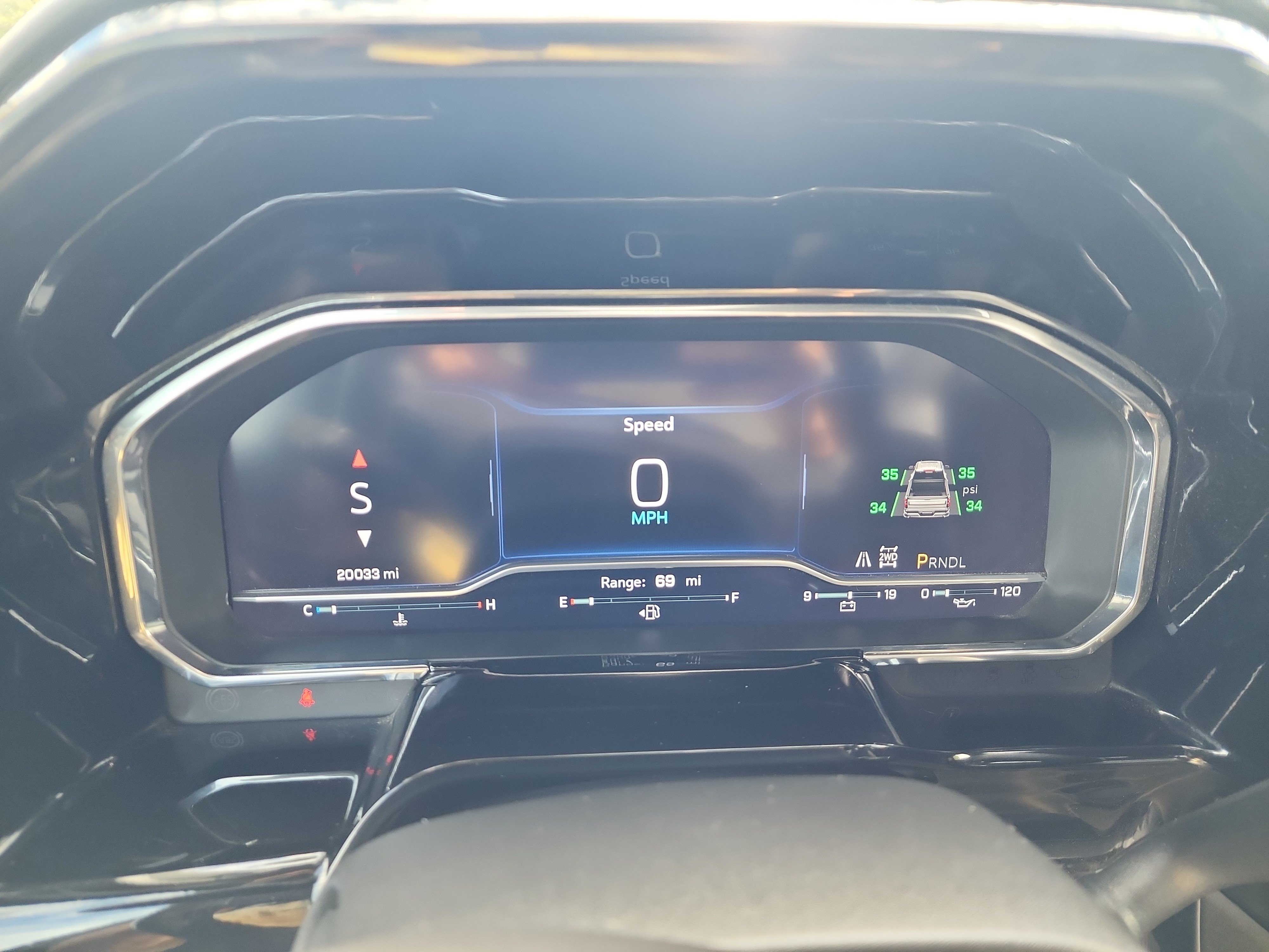 Certified 2024 Chevrolet Silverado 1500 LT AWD/4WD image 21
