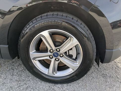 Used 2022 Ford Edge SEL w/ Convenience Package AWD/4WD image 9