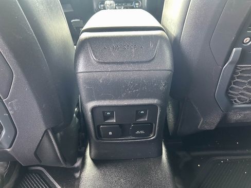 Certified 2021 Ford Bronco Black Diamond w/ Sasquatch Package image 32