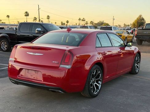 Used 2015 Chrysler 300 S RWD image 9