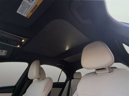 Used 2022 Mercedes-Benz C 300 C 300 image 37