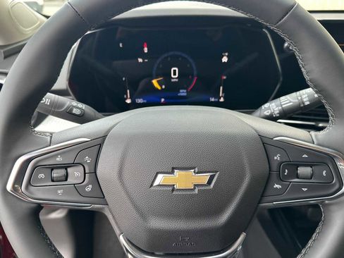 New 2026 Chevrolet Trax LT w/ Sunroof Package image 23
