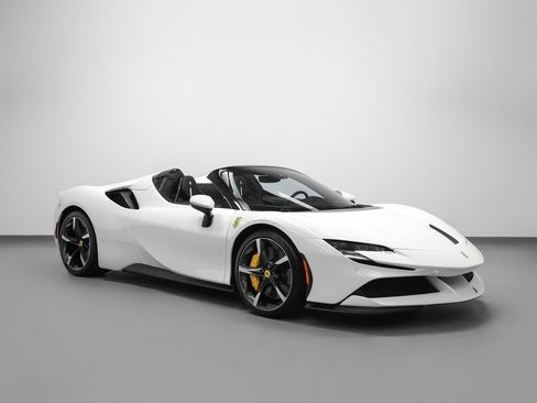 Certified 2024 Ferrari SF90 Spider AWD/4WD image 1