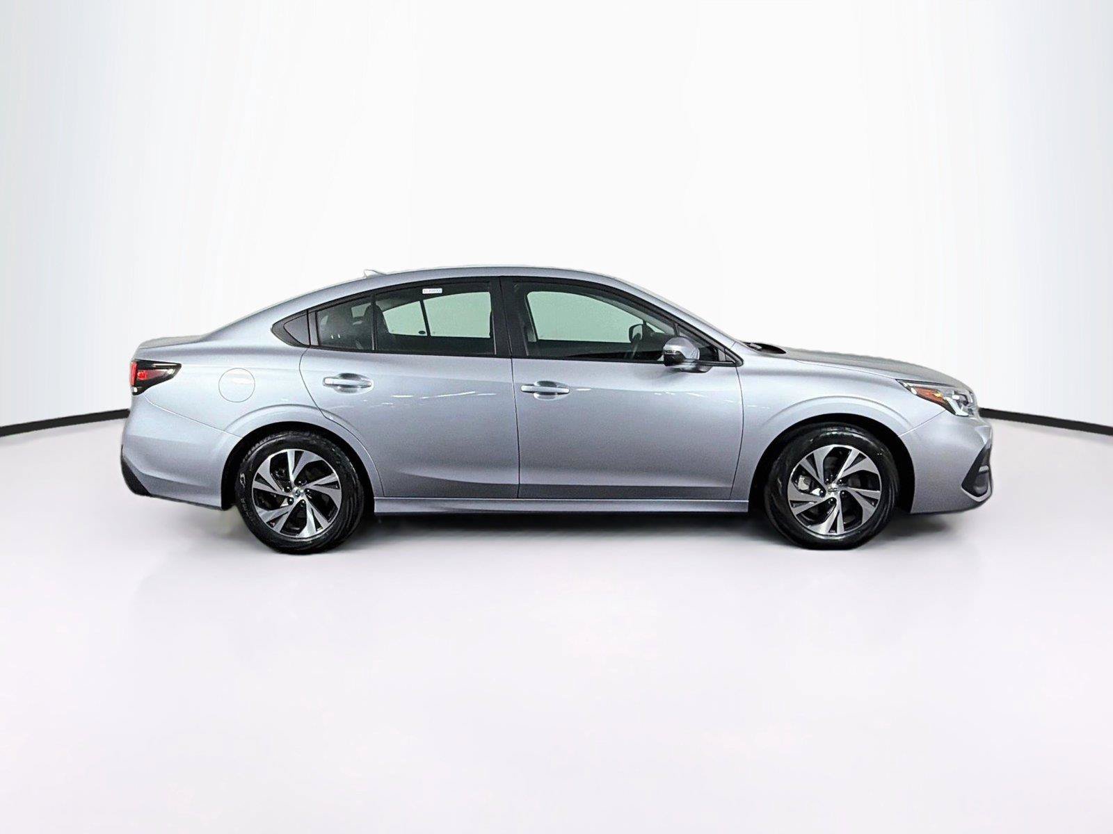 Used 2025 Subaru Legacy Premium AWD/4WD image 12