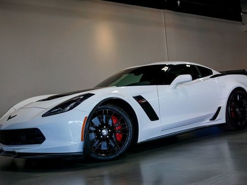 Used 2019 Chevrolet Corvette Z06 w/ Z07 Performance Package image 86