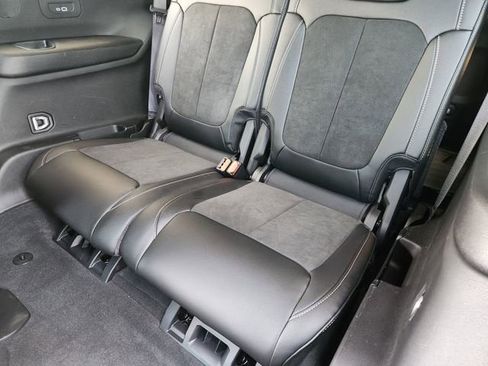 Certified 2025 Jeep Grand Cherokee L Altitude RWD image 30