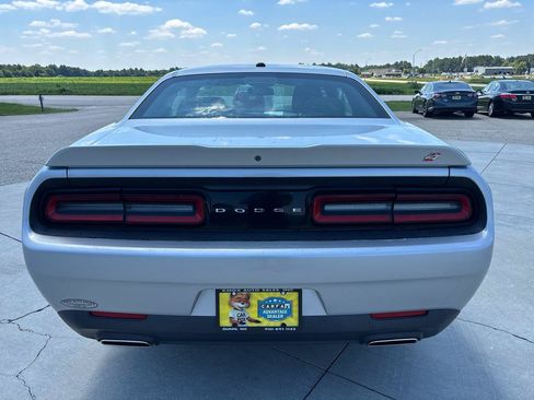 Used 2021 Dodge Challenger SXT AWD/4WD image 5