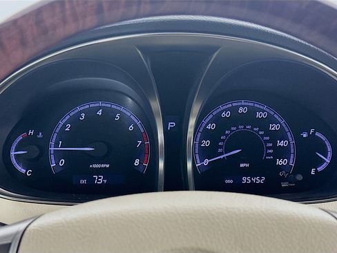 Used 2012 Toyota Avalon Limited image 18