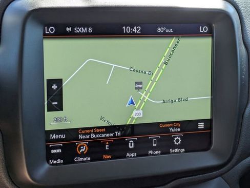 Certified 2023 Jeep Renegade Latitude AWD/4WD image 23