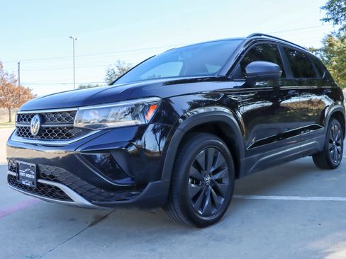 Used 2022 Volkswagen Taos S AWD/4WD image 3