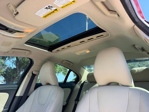 Used 2016 Volvo S60 T5 Premier w/ Convenience Package FWD image 23