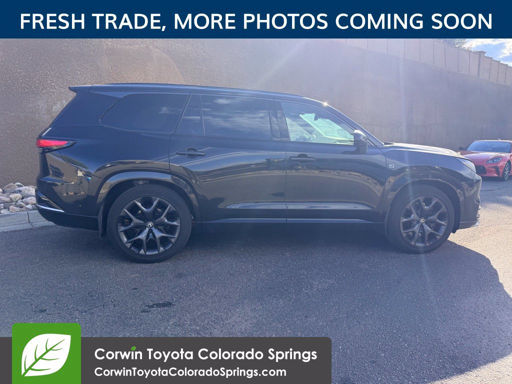 Used 2026 Lexus TX 500h AWD image 9
