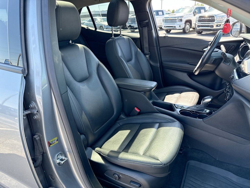 Used 2023 Buick Encore GX Essence w/ Experience Buick Package AWD/4WD image 25