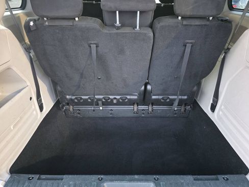 Used 2015 Dodge Grand Caravan SE w/ Quick Order Package 29E SE FWD image 17