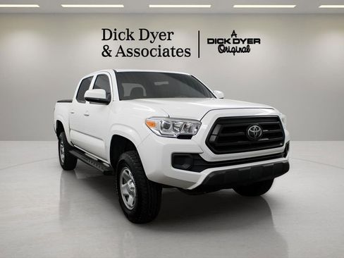 Used 2021 Toyota Tacoma SR image 1