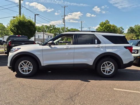 New 2026 Ford Explorer Active AWD/4WD image 7