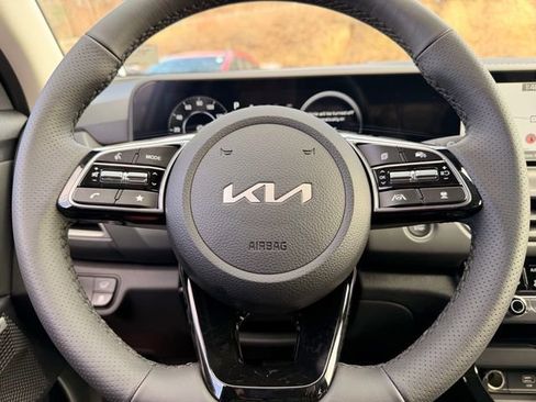New 2026 Kia Seltos SX AWD/4WD image 13