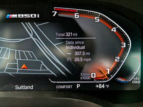 Used 2026 BMW M850i xDrive Coupe w/ M Sport Professional Package AWD/4WD image 36