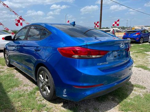 Used 2018 Hyundai Elantra SEL FWD image 5
