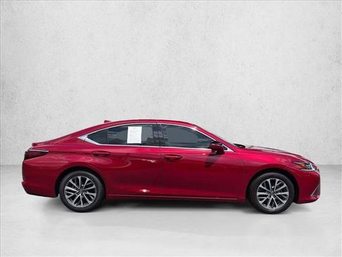Certified 2022 Lexus ES 350 F Sport w/ Accessory Package FWD image 4