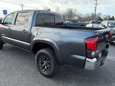 Used 2021 Toyota Tacoma SR5 image 7