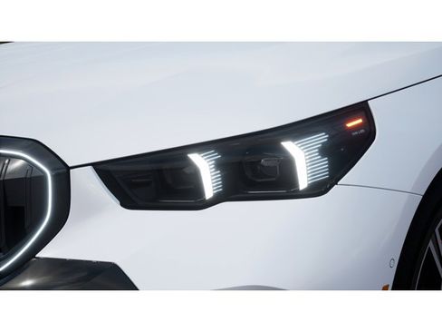 New 2026 BMW 530i image 6