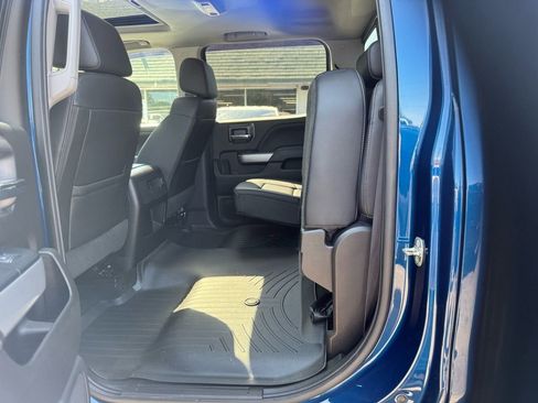 Used 2019 Chevrolet Silverado 2500 LTZ w/ LTZ Plus Package image 24