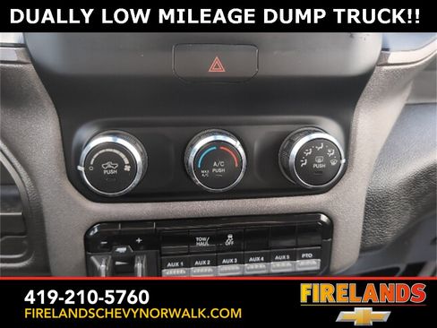 Used 2019 RAM 5500 Tradesman image 21