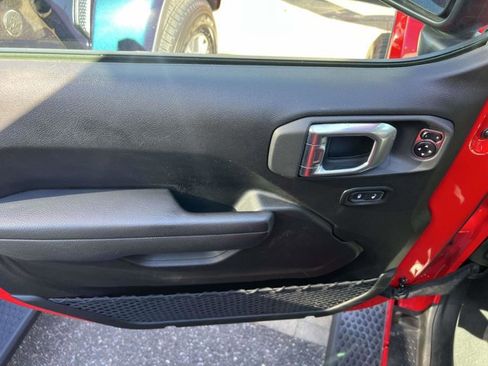 Used 2024 Jeep Wrangler Sport S w/ Convenience Group image 15