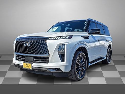 Used 2025 INFINITI QX80 Autograph image 3