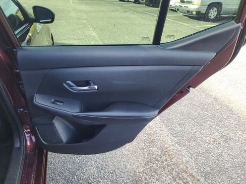 Used 2022 Nissan Sentra SV image 14