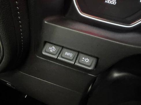 Used 2020 Chevrolet Silverado 1500 High Country w/ Technology Package AWD/4WD image 13