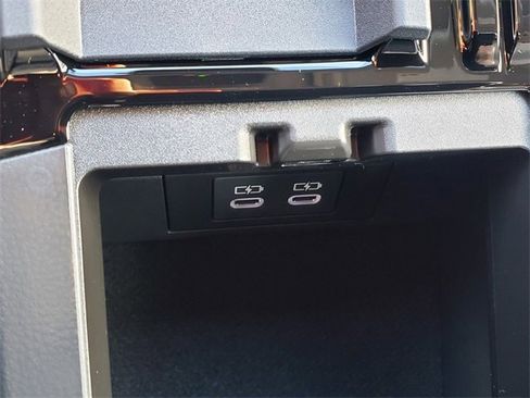 New 2026 Toyota Prius LE image 30