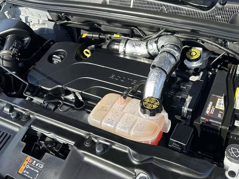 Certified 2022 Buick Encore Preferred w/ Safety Package II image 9