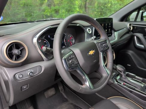 Used 2023 Chevrolet Blazer Premier w/ Driver Confidence II Package FWD image 32