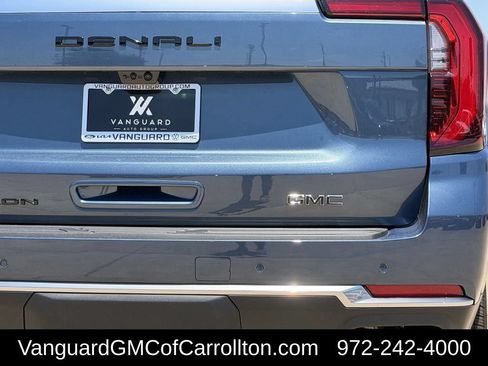 New 2026 GMC Yukon XL Denali w/ Denali Reserve Package AWD/4WD image 5