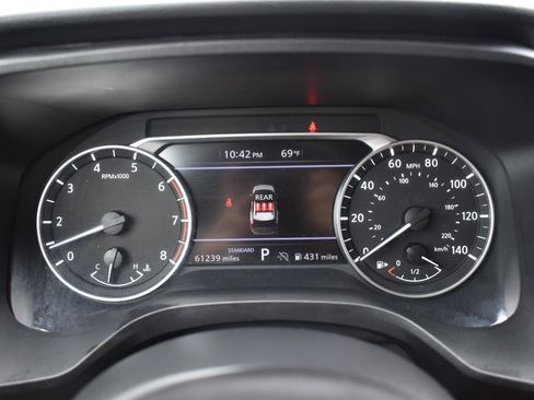 Used 2024 Nissan Rogue S FWD image 27