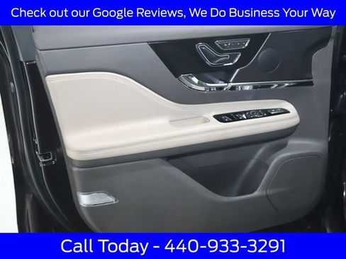 Used 2023 Lincoln Corsair AWD image 19
