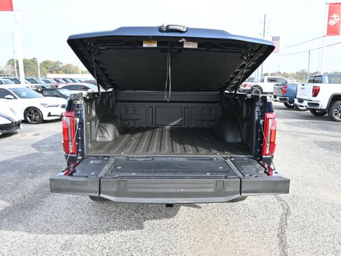 Used 2025 Ford F150 King Ranch w/ FX4 Off-Road Package image 5