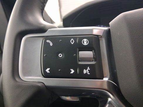 Certified 2025 Land Rover Discovery Dynamic SE AWD/4WD image 15
