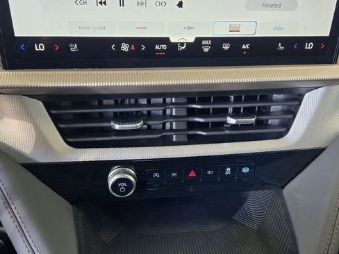 New 2026 Ford Explorer Active w/ Active Comfort Package image 15