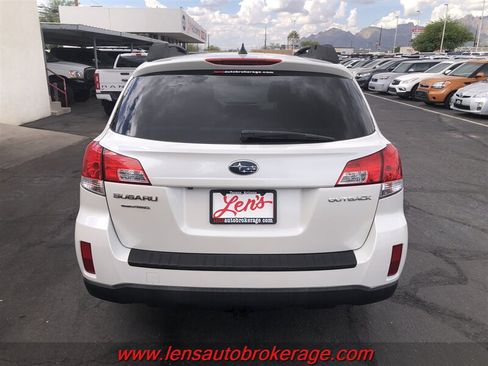 Used 2013 Subaru Outback 2.5i Limited AWD/4WD image 7
