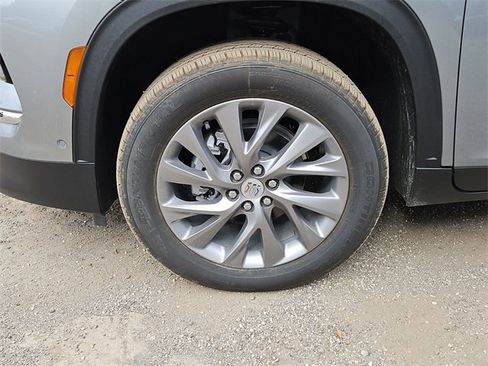 New 2025 Buick Enclave Preferred w/ Super Cruise Package image 18