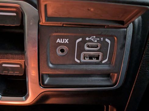 Used 2021 Jeep Wrangler Unlimited Sport AWD/4WD image 23