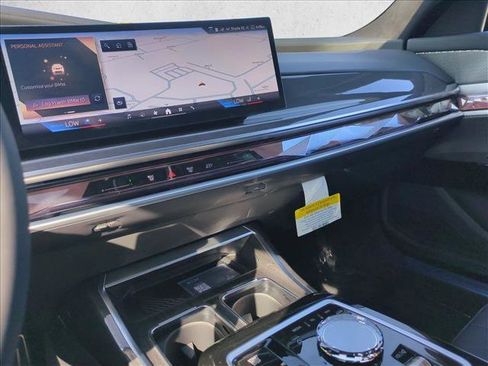 New 2026 BMW 740i RWD image 12