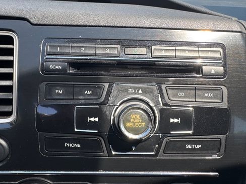 Used 2013 Honda Civic LX image 11