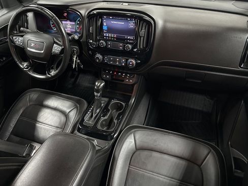 Used 2022 GMC Canyon Denali w/ Denali Black Edition Package AWD/4WD image 12