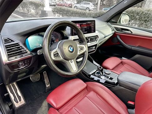 Certified 2023 BMW X3 xDrive30i w/ M Sport Package image 9